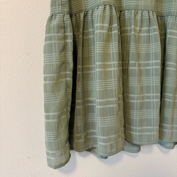 EUC Love Olive Co Green Plaid Mock Neck Short Sleeve Midi Dress - Picture 3 of 9